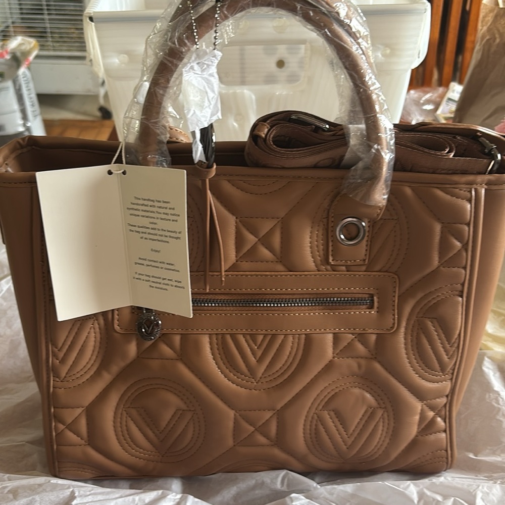 NWT Valentino Orlandi Tan Quilted Tote Bag with Silver Hardware - Picture 3 of 5